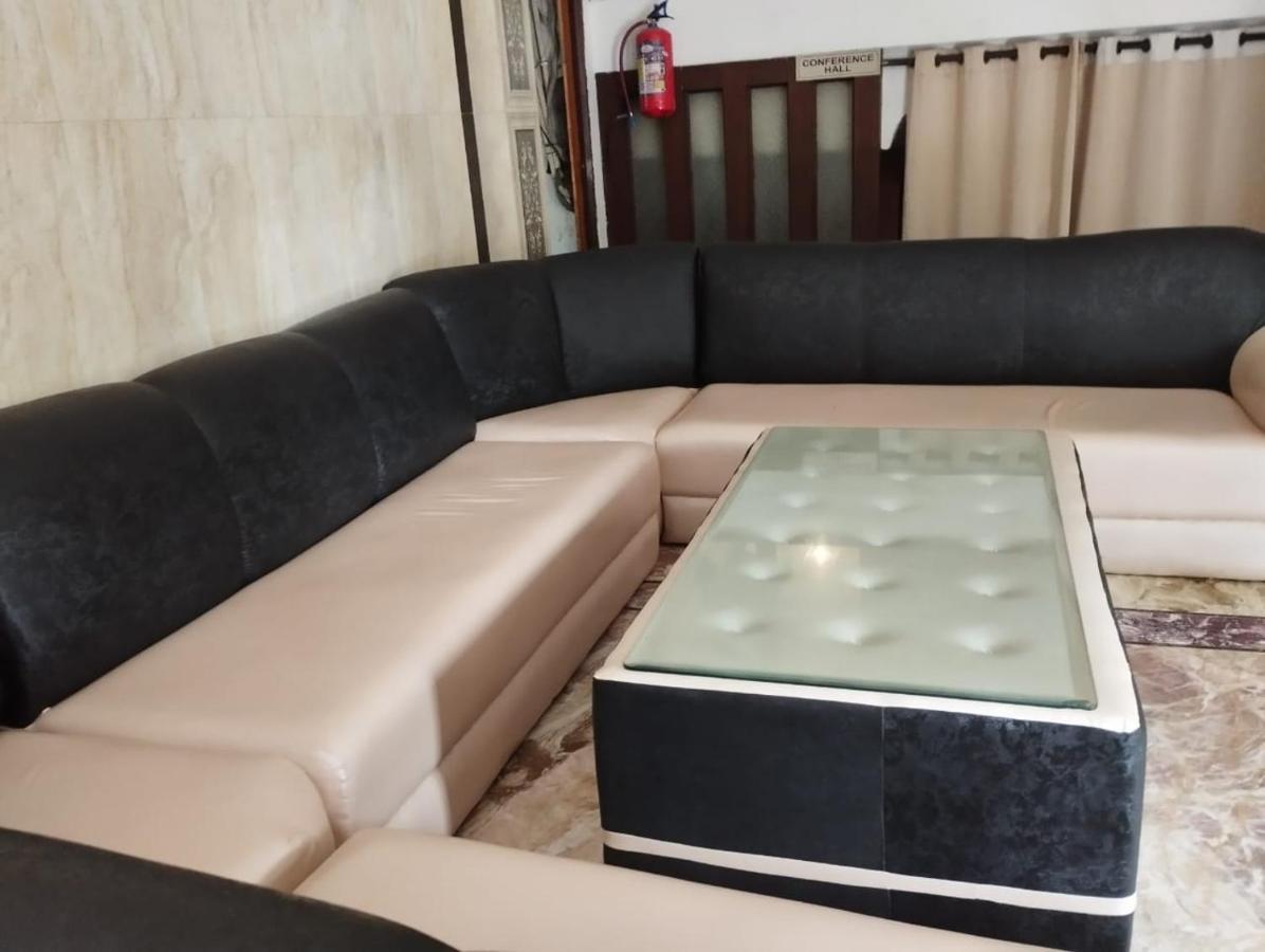 Hotel Tara Palace By Goyal Hoteliers Agra  Kültér fotó
