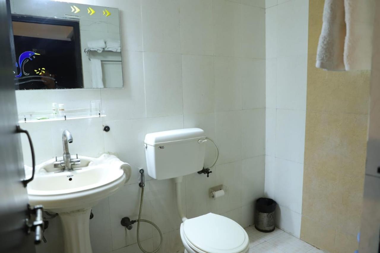 Hotel Tara Palace By Goyal Hoteliers Agra  Kültér fotó