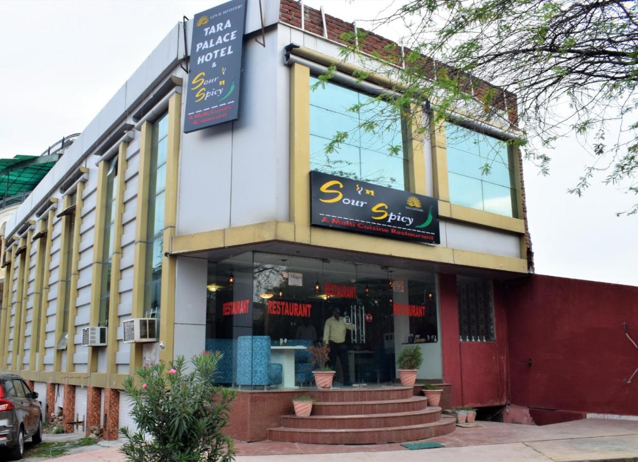 Hotel Tara Palace By Goyal Hoteliers Agra  Kültér fotó